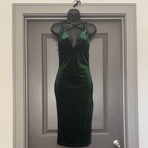 JLUXLABEL Deep Green Velvet Midi Dress